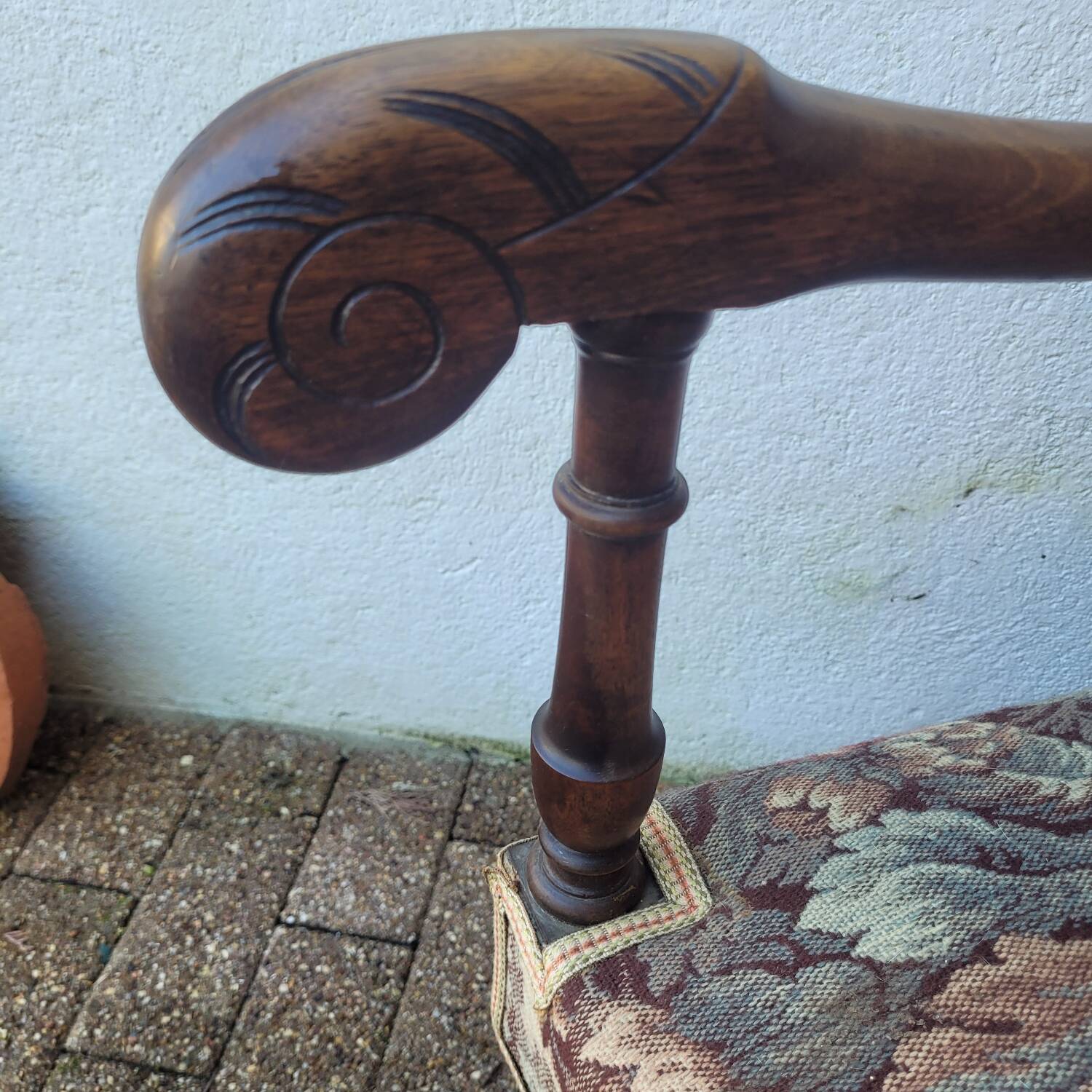 Large "Sheep Bone" armchair — Louis XIII style, late 19th century