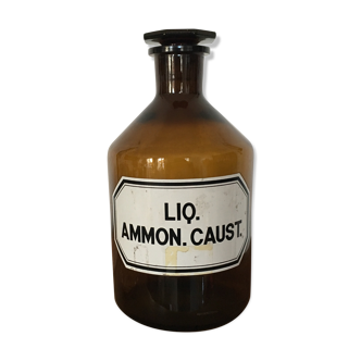 Apothecary bottle