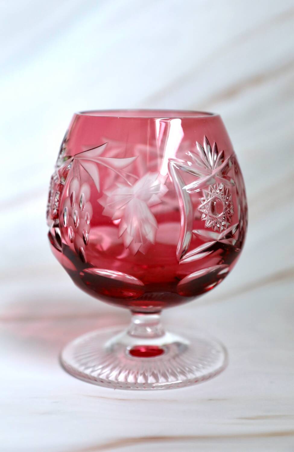 Coloured crystal service