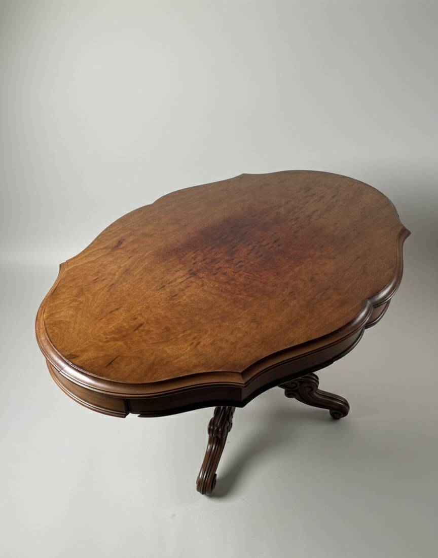 Antique French neo-Renaissance carved oak pedestal table – 19th century