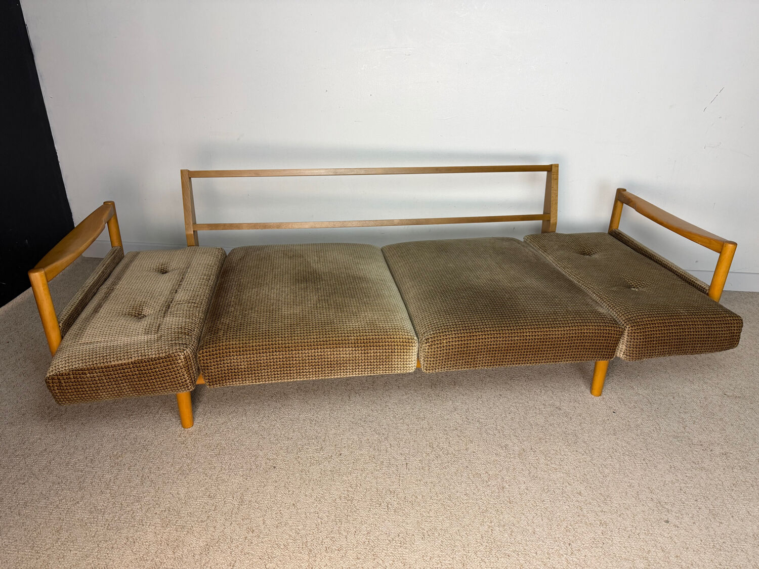 Vintage D-Bed sofa. 70s/80s.