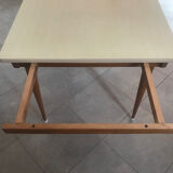 Table formica