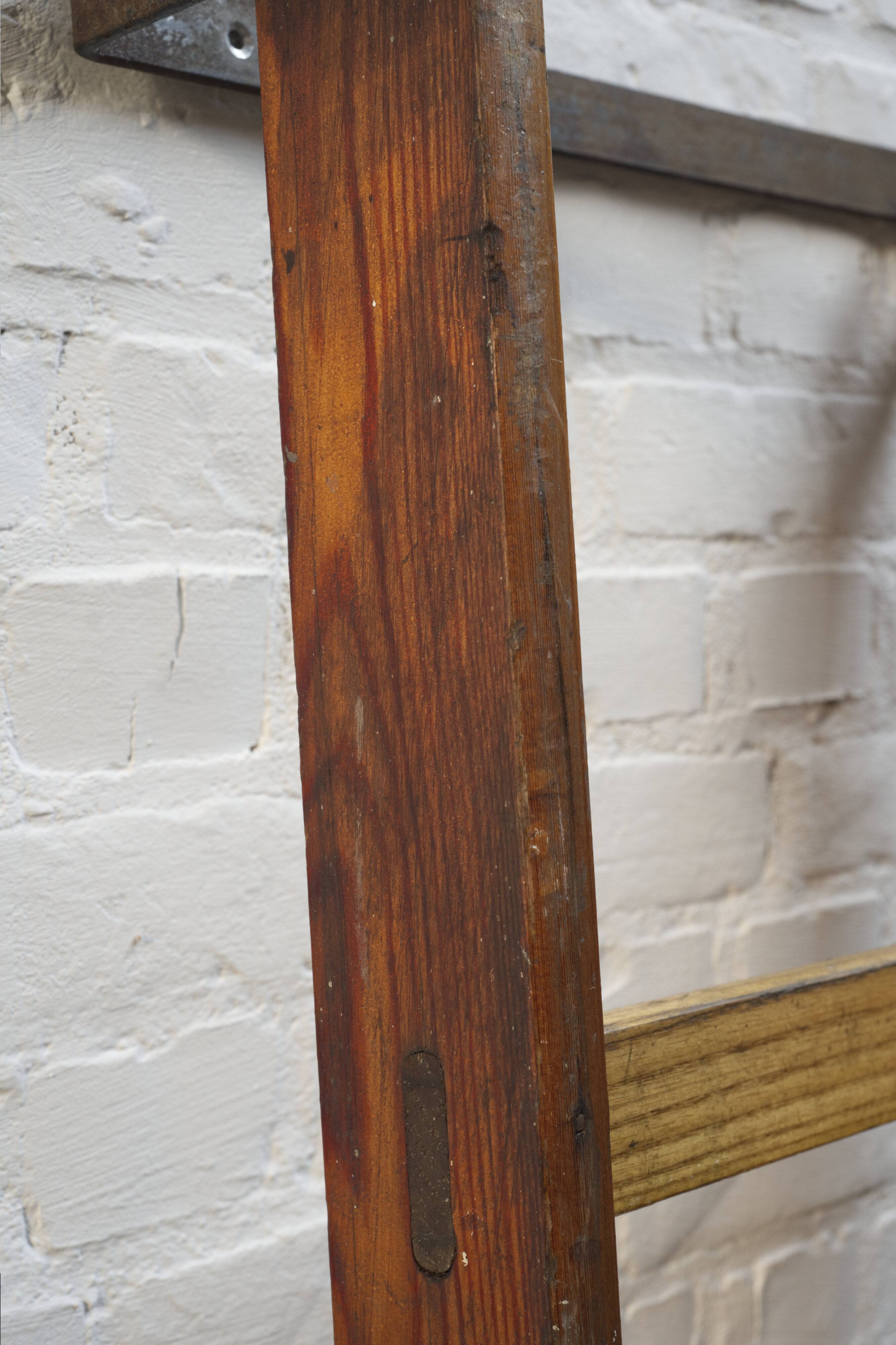 Échelle d'escalade en pin vintage