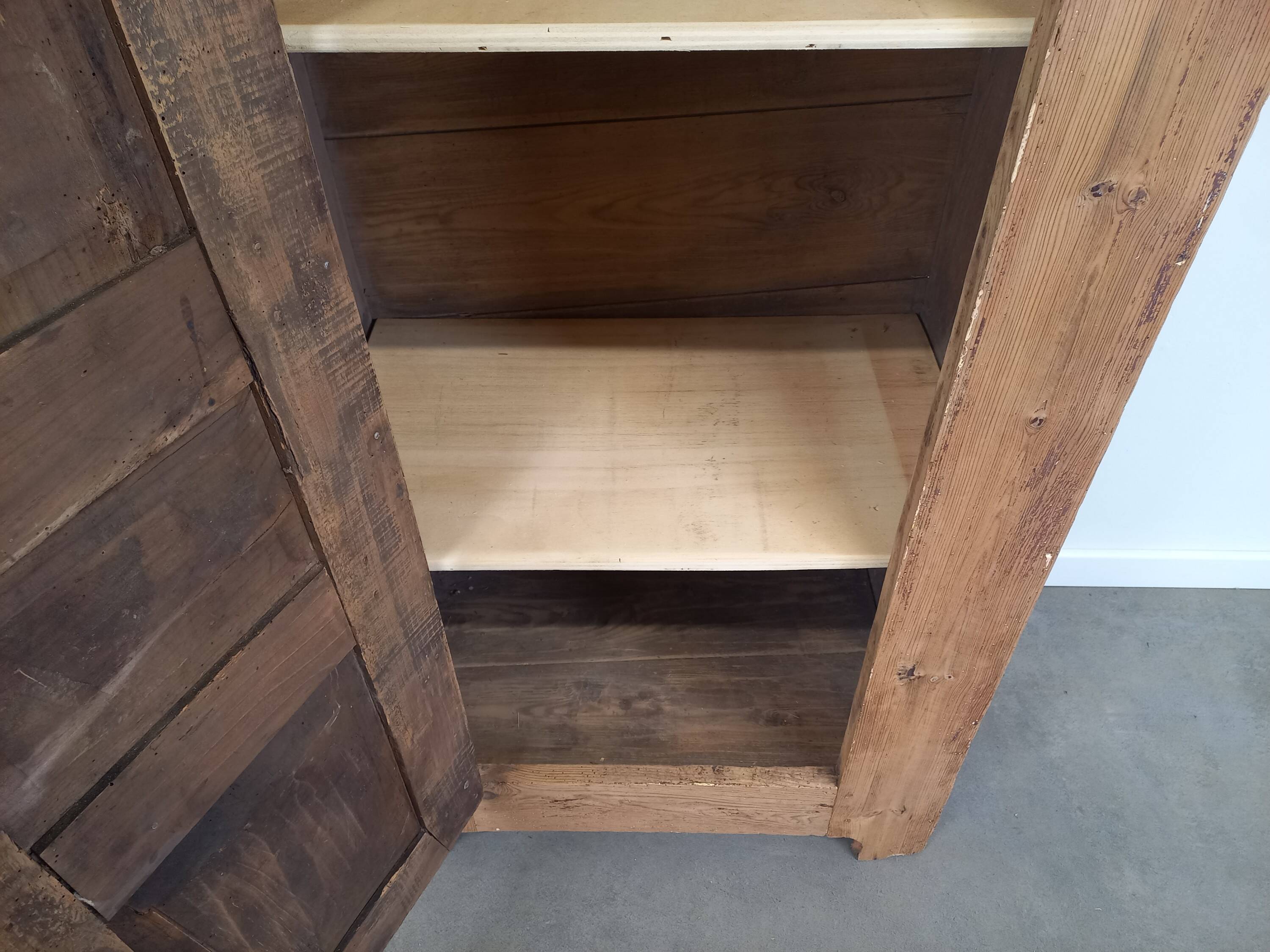 Parisian fir wardrobe