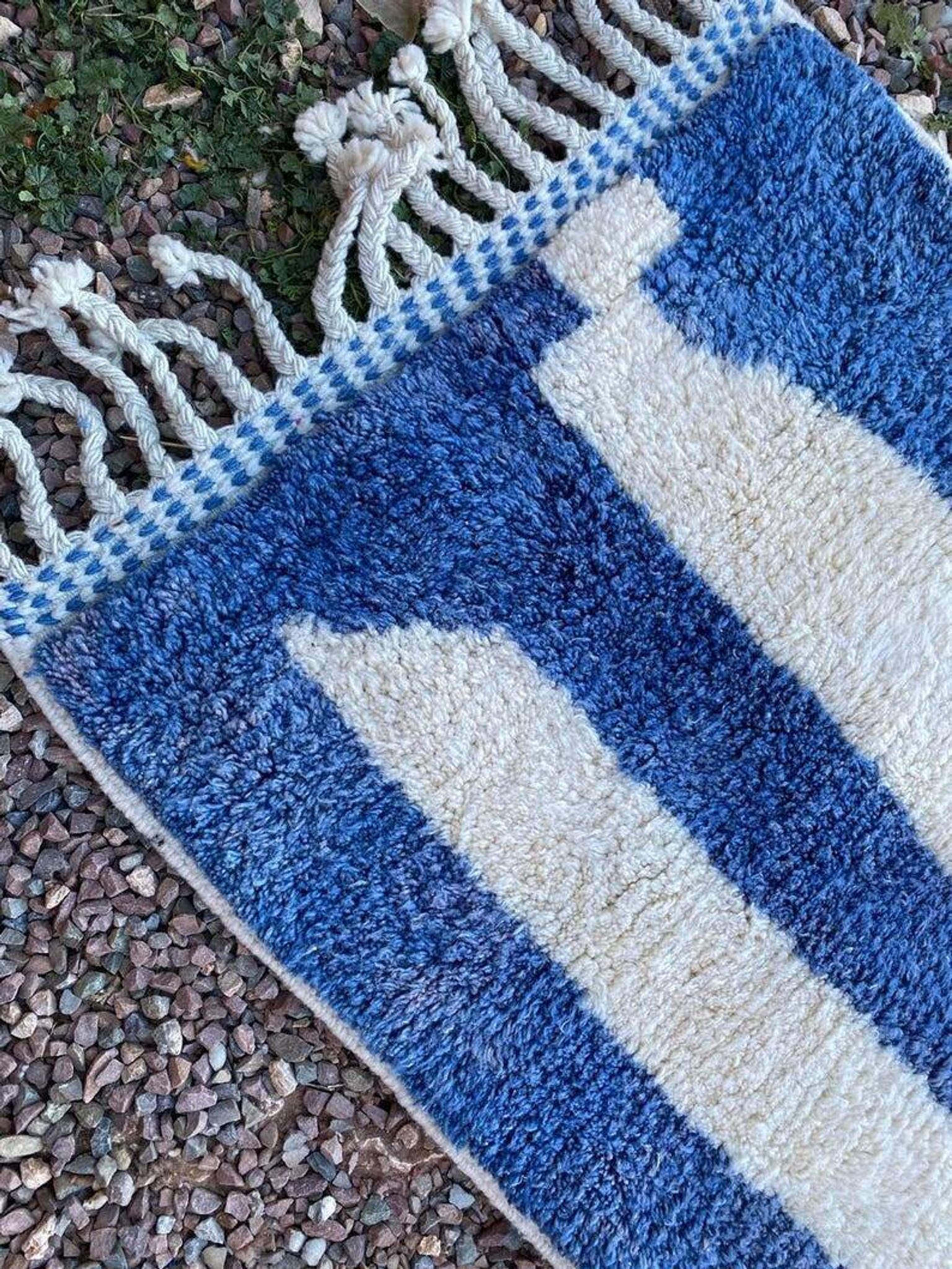 Handmade runner rug 300cm x 70cm