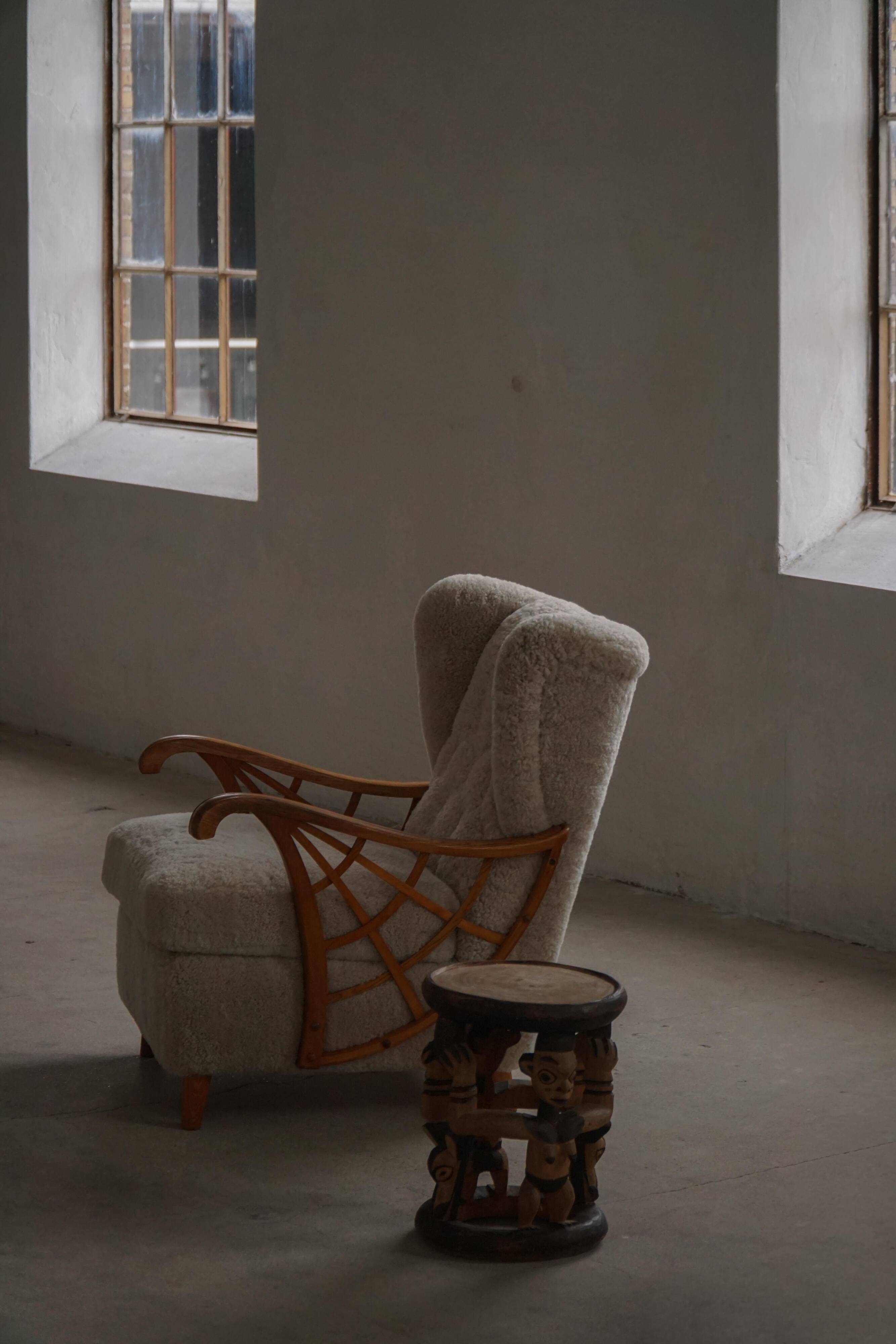 Decorative stool carved from African hardwood / Tribal art piece, mid-20th century