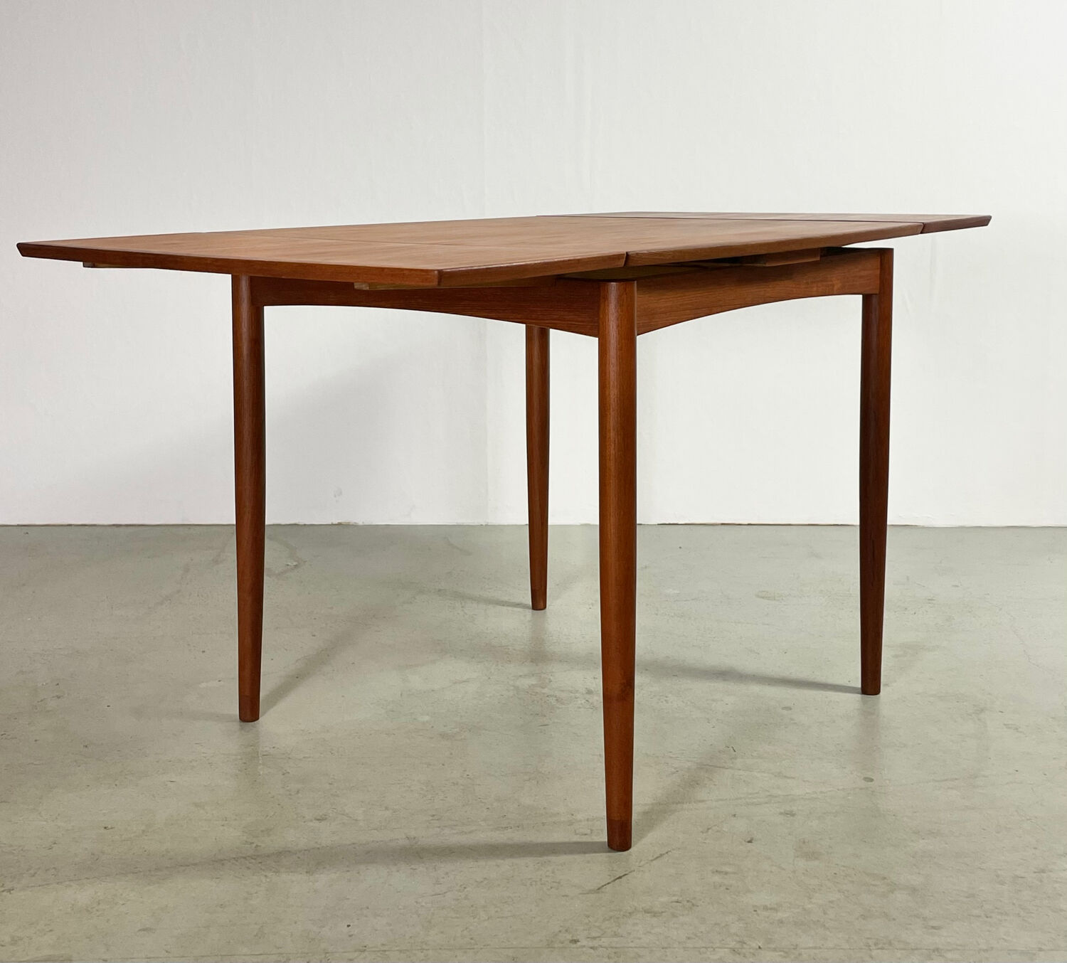 1960s Danish Rectangular Teak Extendable Dining Table