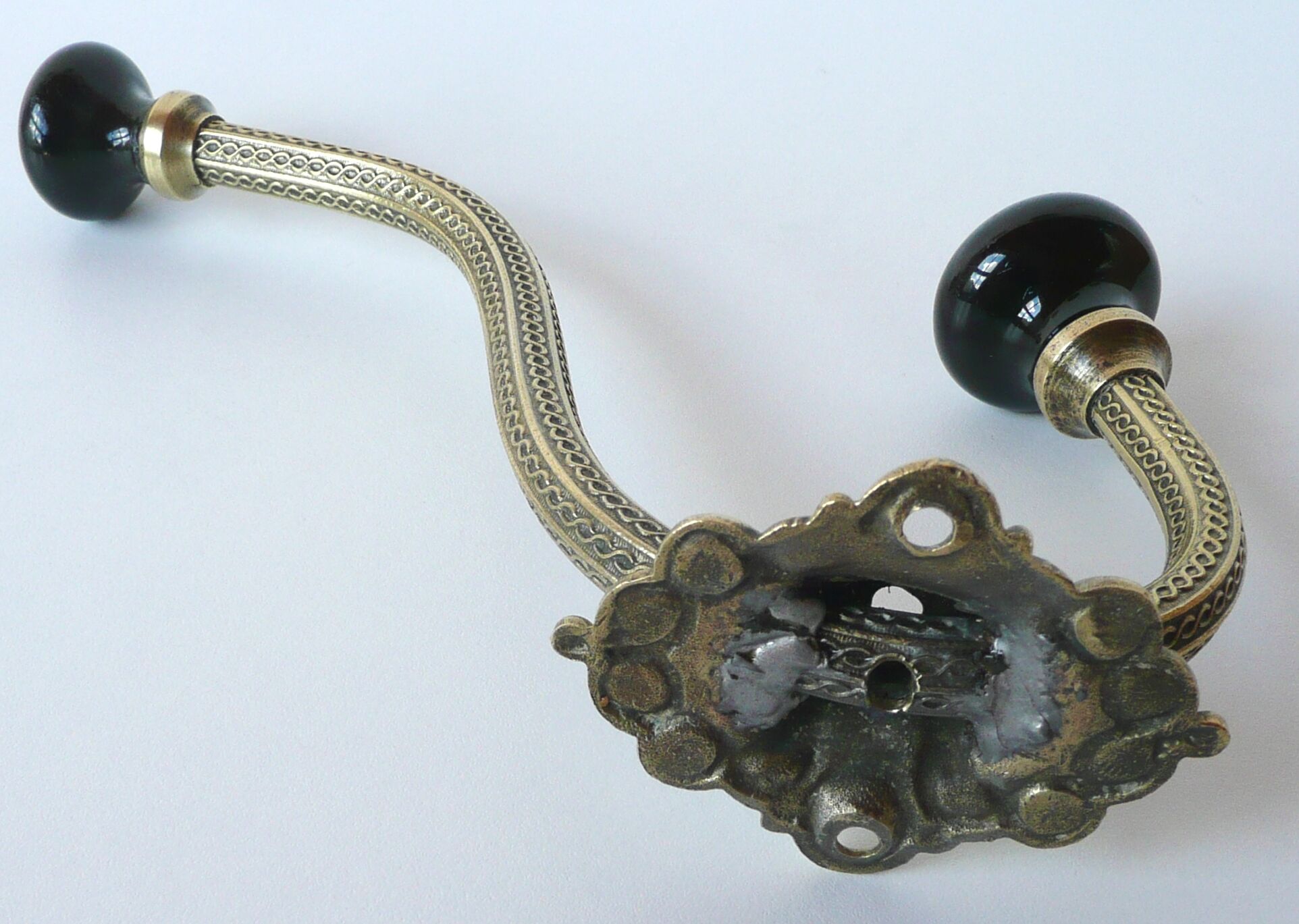 Former patere bronze and porcelain coat holder