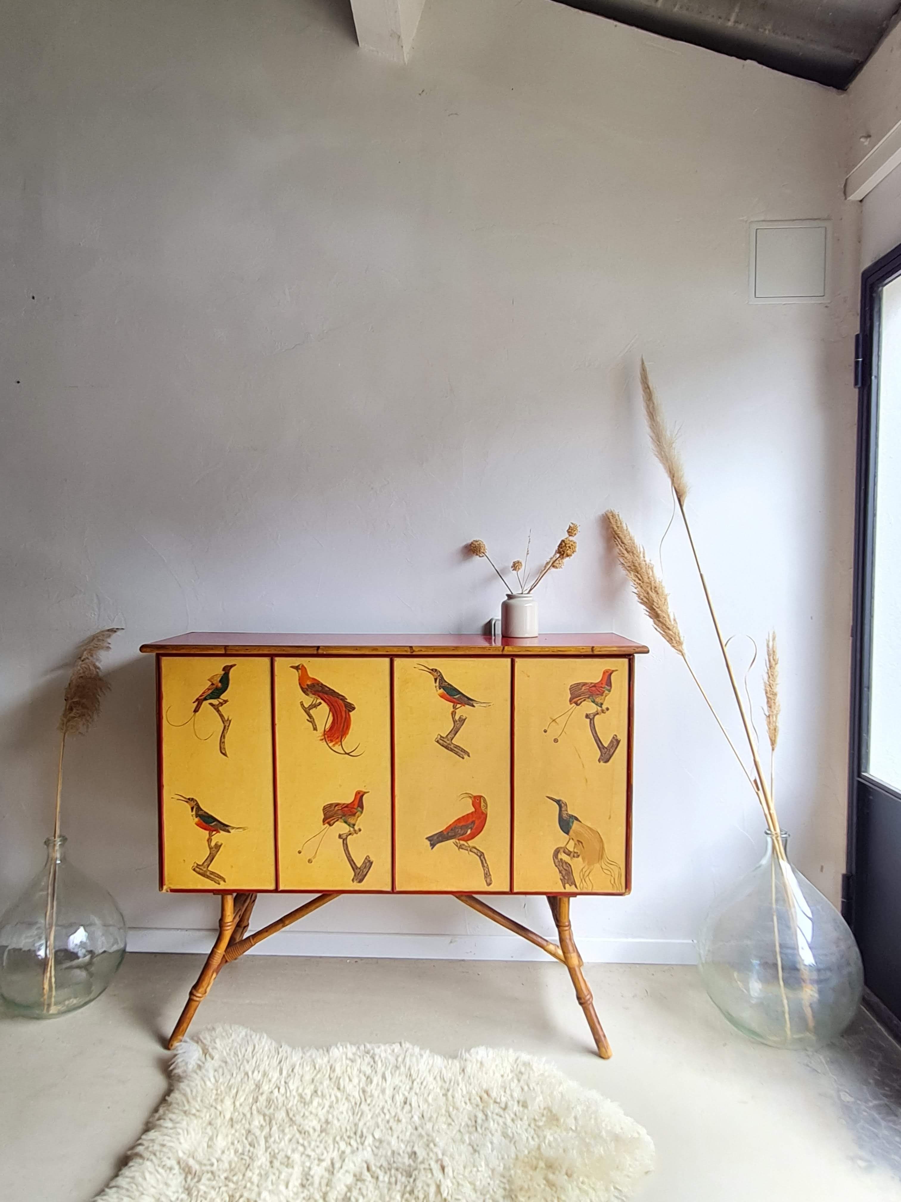 Bar rattan foot compass