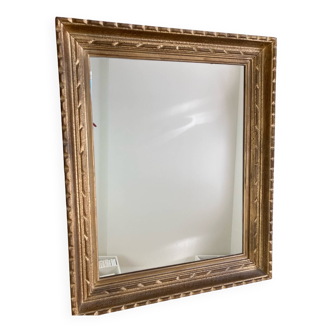 Miroir ancien en bois doré