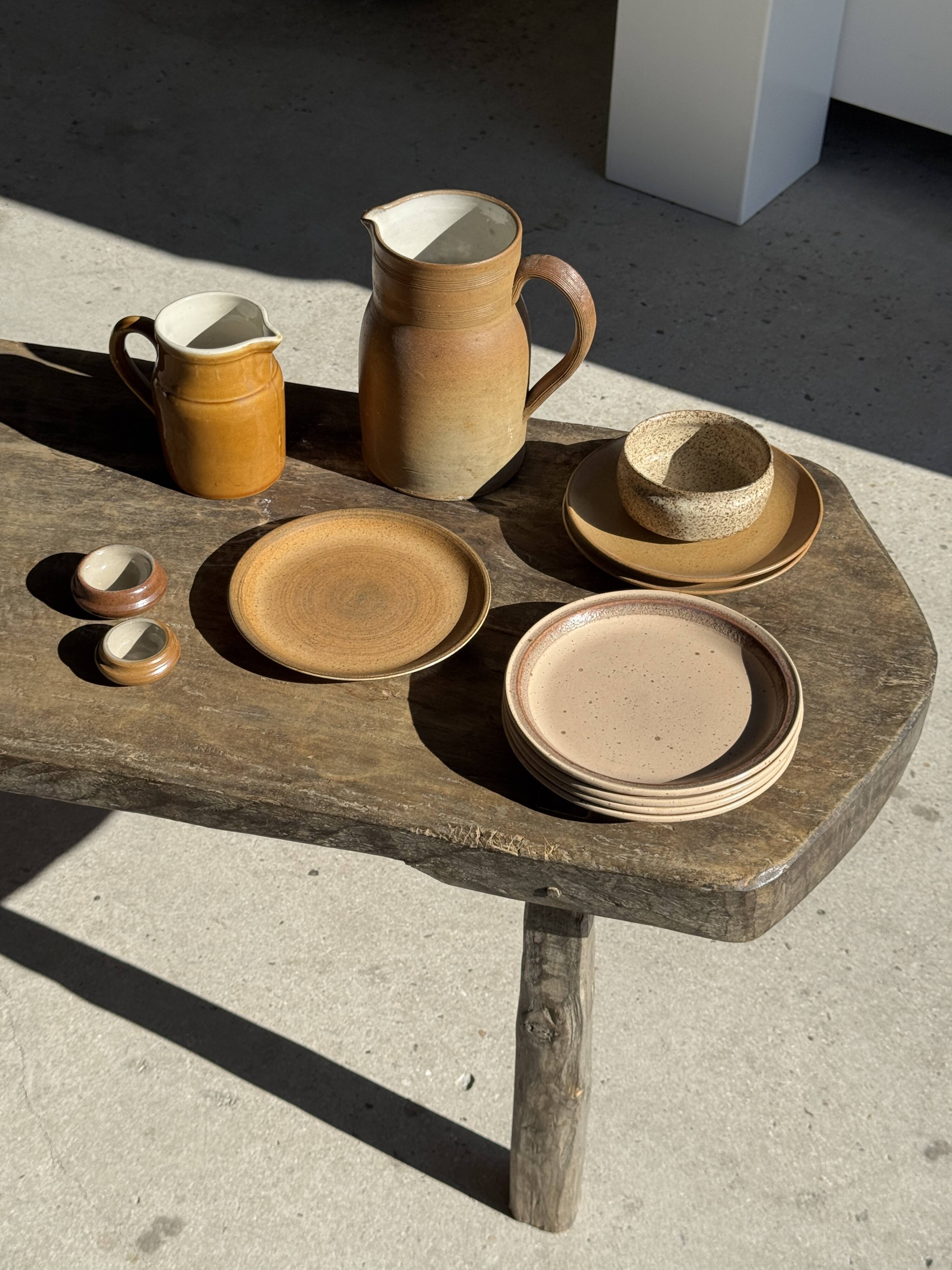 Lot de 4 assiettes à dessert en grès beige liseré brun Sarreguemines grès