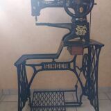 Singer shoemaker/bootmaker sewing machine year 1929/n) series 29k51