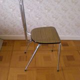 Lot of 4 formica chairs