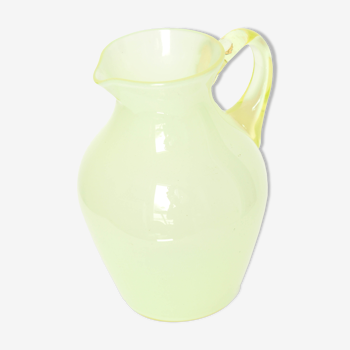 Pichet verre opalescent