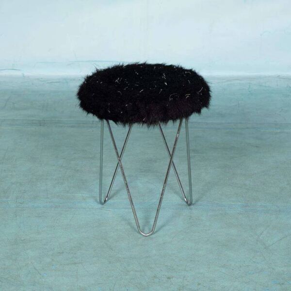 Tabouret pinces à cheveux du style spatial des années soixante-dix, tabouret duveteux