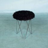 Hairpin stool in 1970s space style, fluffy stool