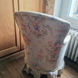 Small flowery armchair
