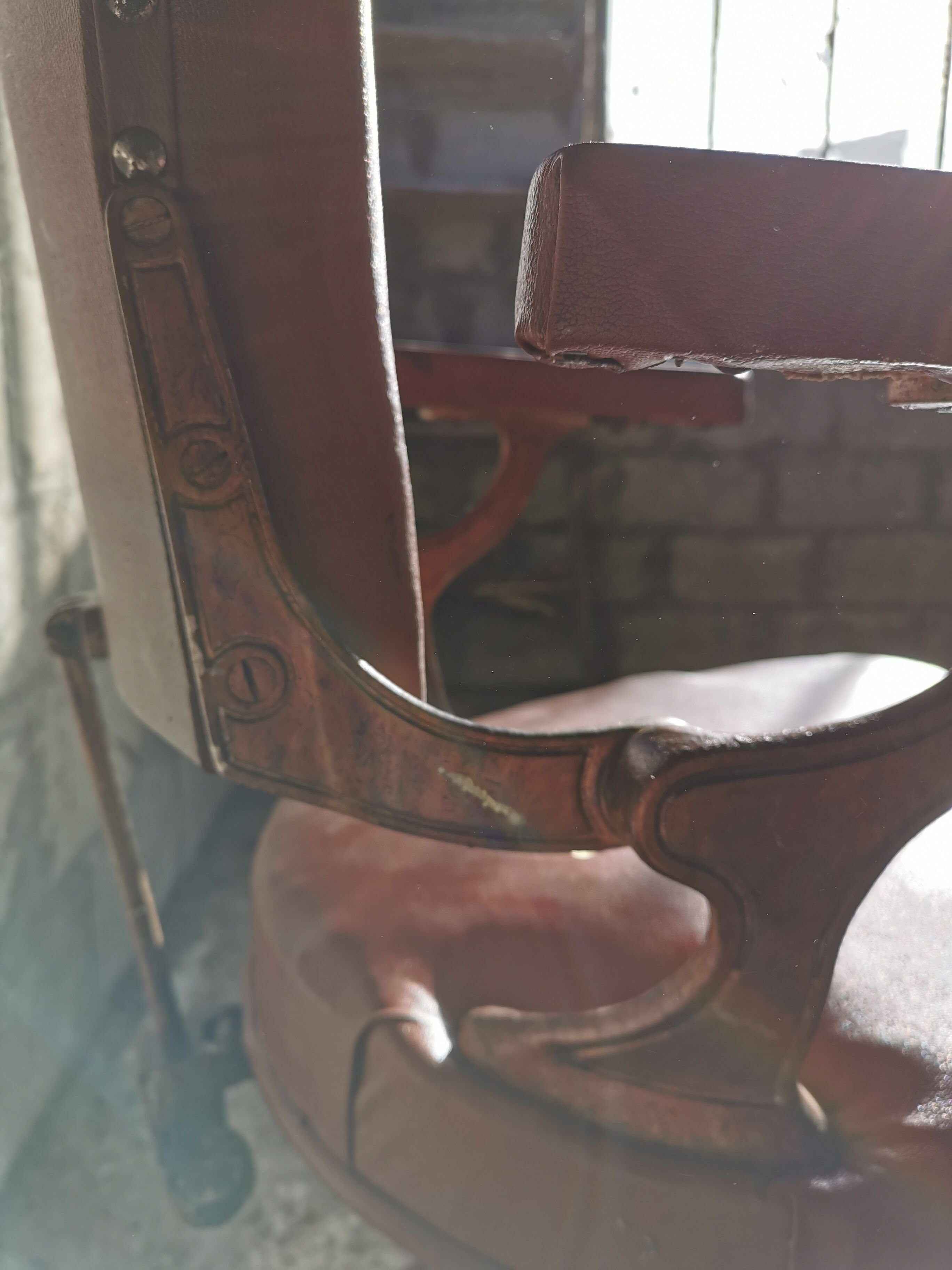Barber's armchair