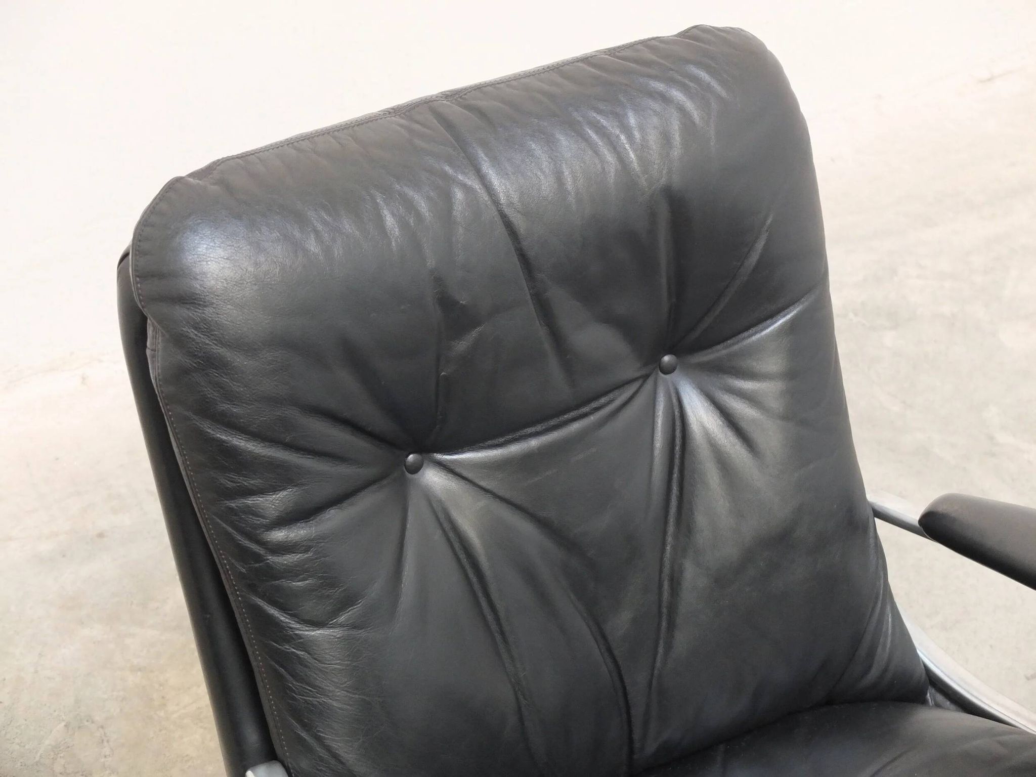 'Gentilina' swivel lounge chair by André Vandenbeuck for Strässle, 1960s