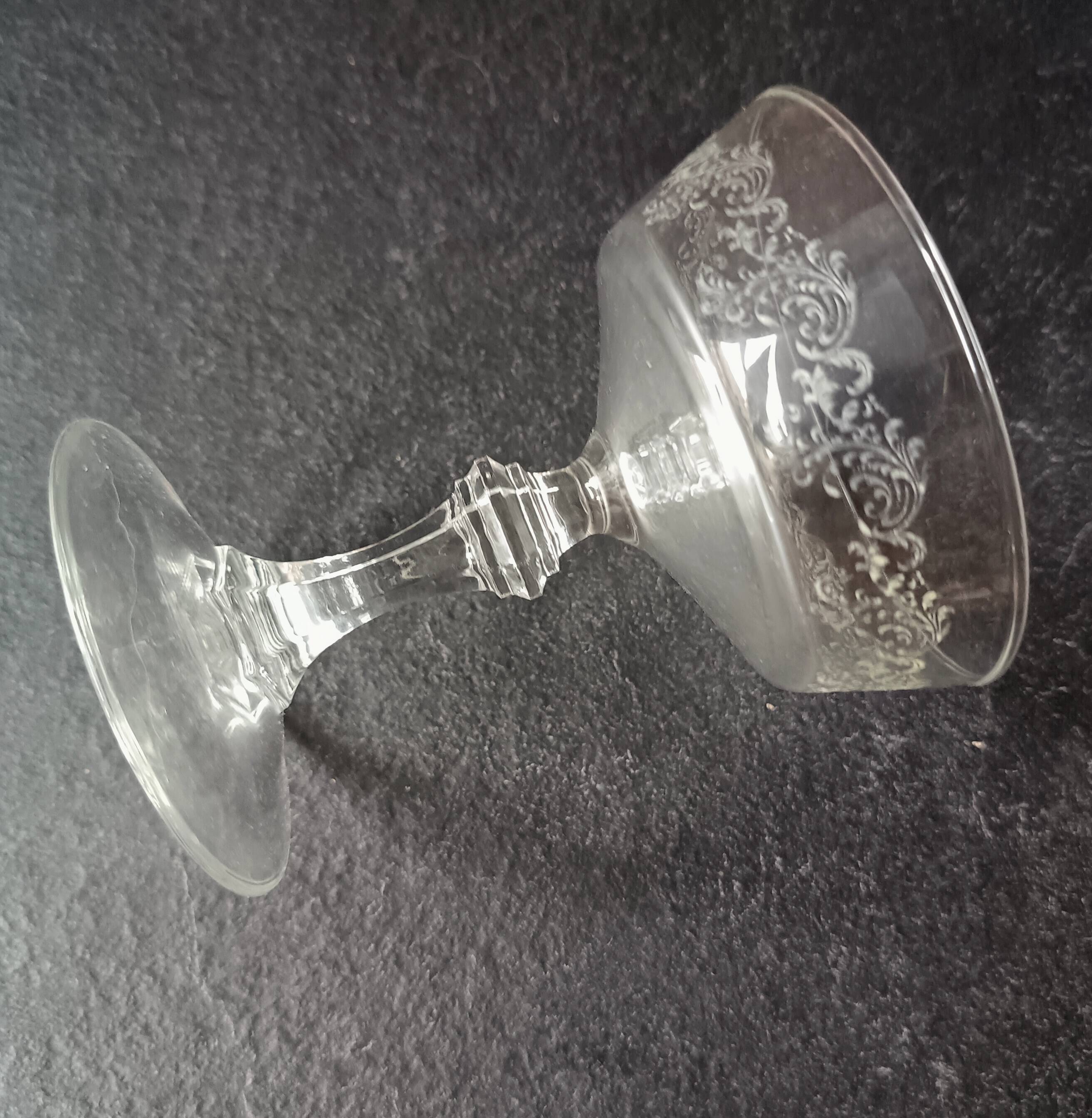 6 champagne coupes, vintage glass coupes