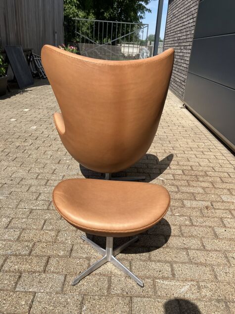 Fritz Hansen Egg Chair + Ottoman, Camel Cognac leder 1968 !!