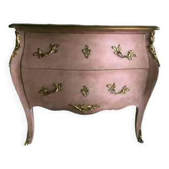 Louis XV chest of drawers in patinated pink solid wood