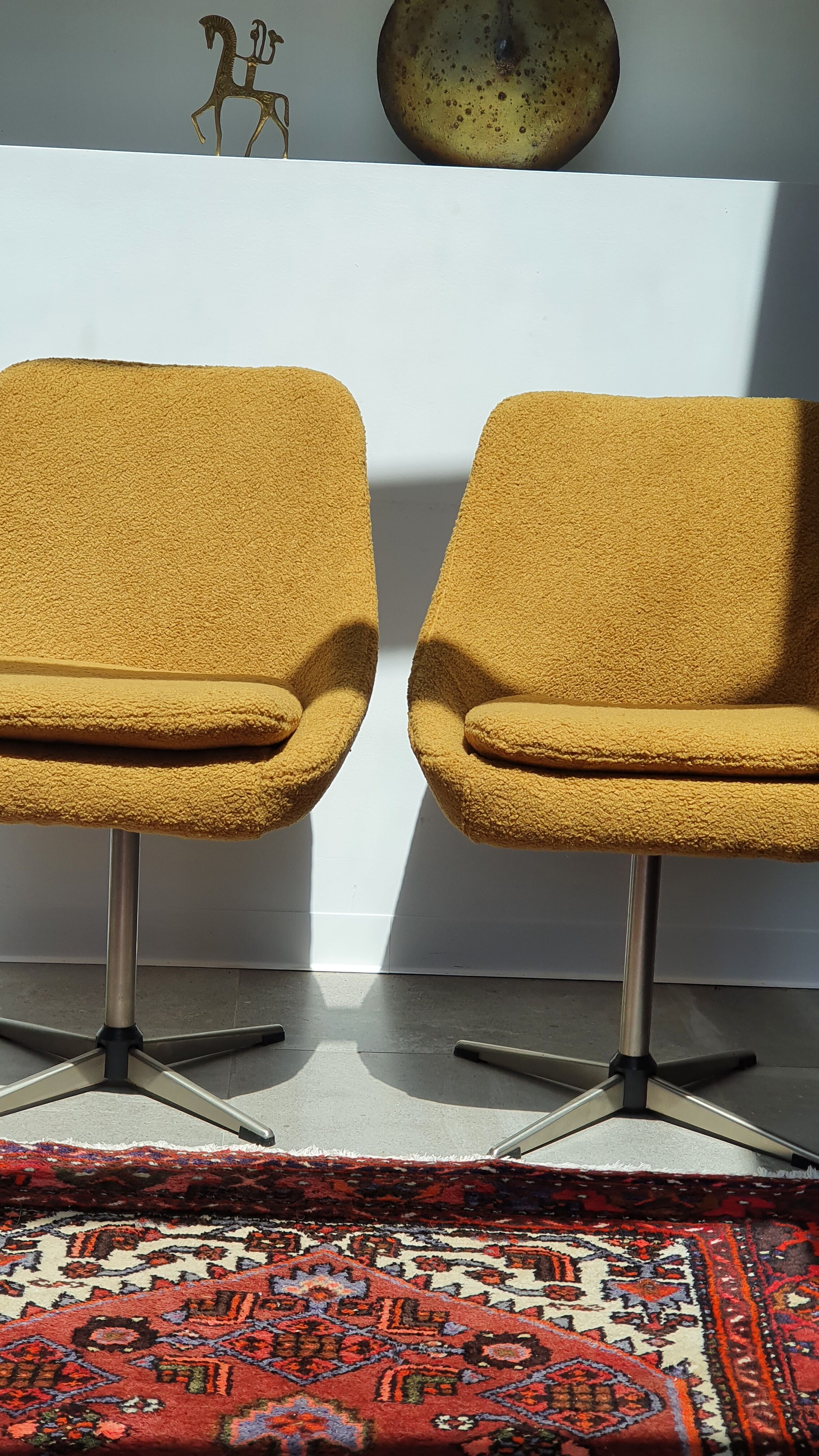 Pair of space age swivel chairs 70s
