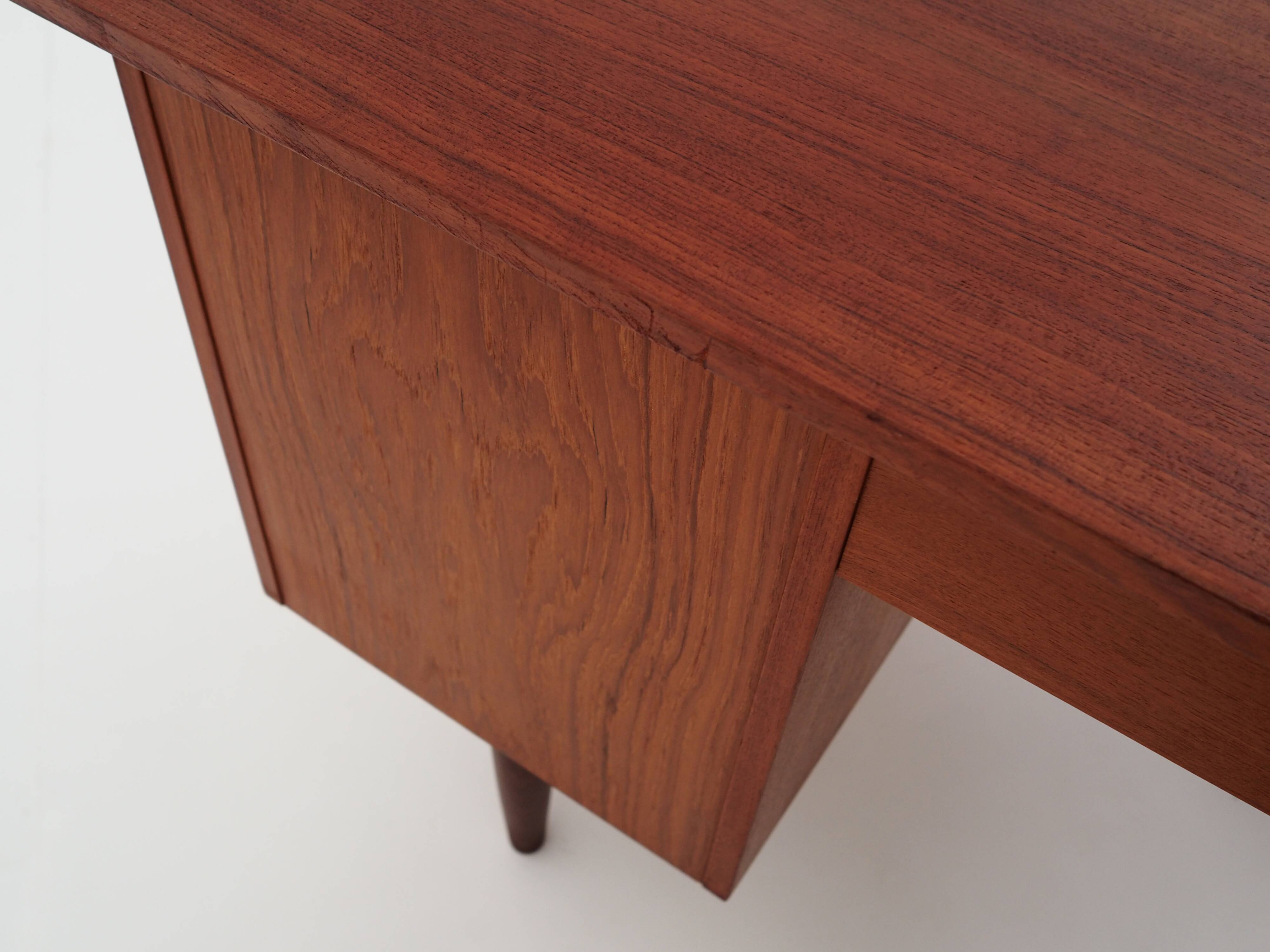 Teak desk, Danish design, 1970s, production: Denmark
