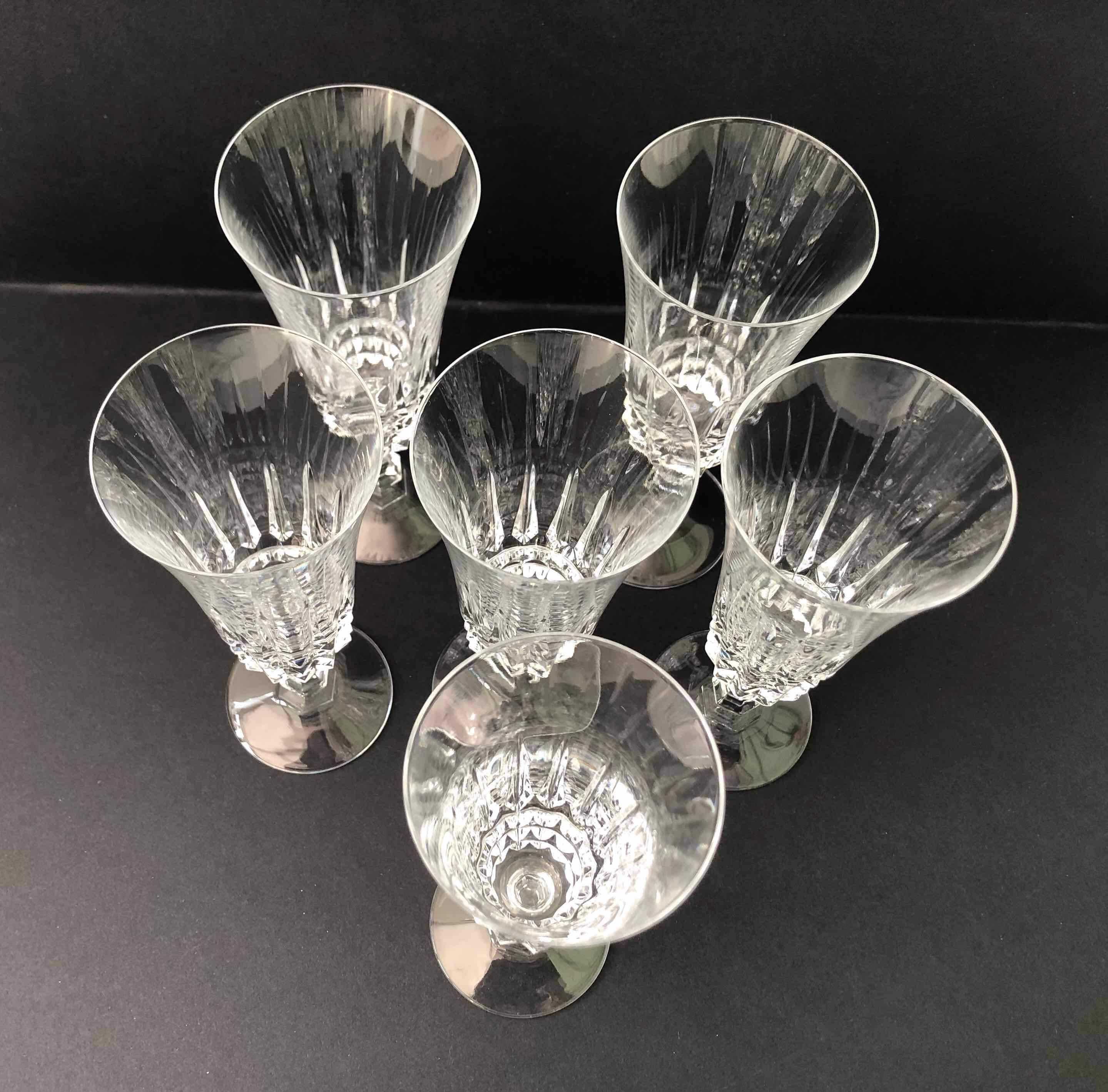 6 Arques crystal champagne flutes