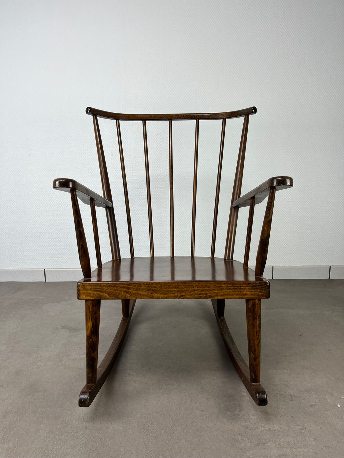 Baumann Rocking Chair Fan