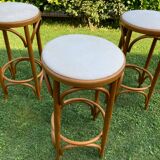 3 tabourets de bar en bois courbé et assise tissu