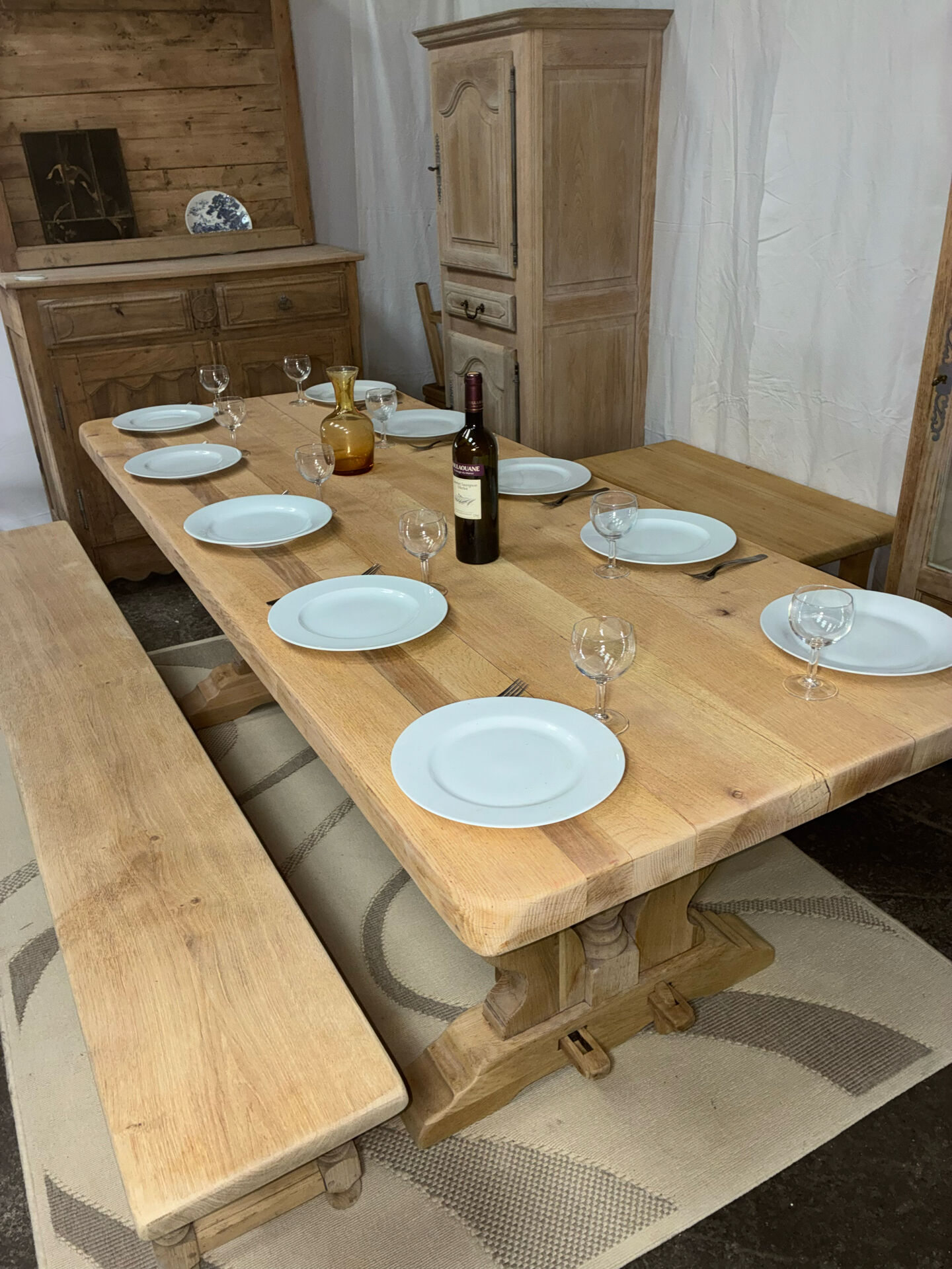 Table de monastère en chêne massif