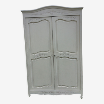 Armoire ancienne patinée