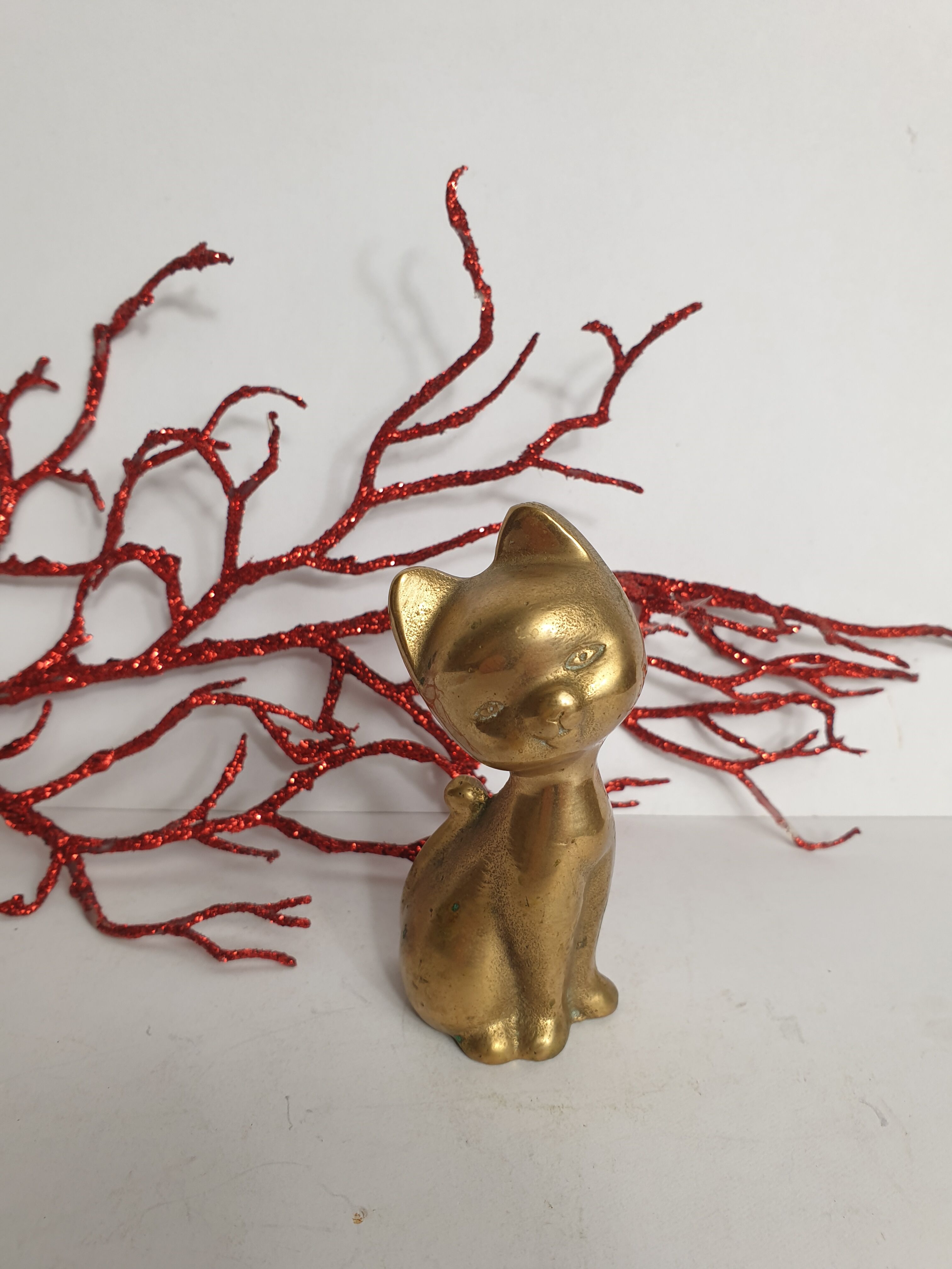 Brass cat