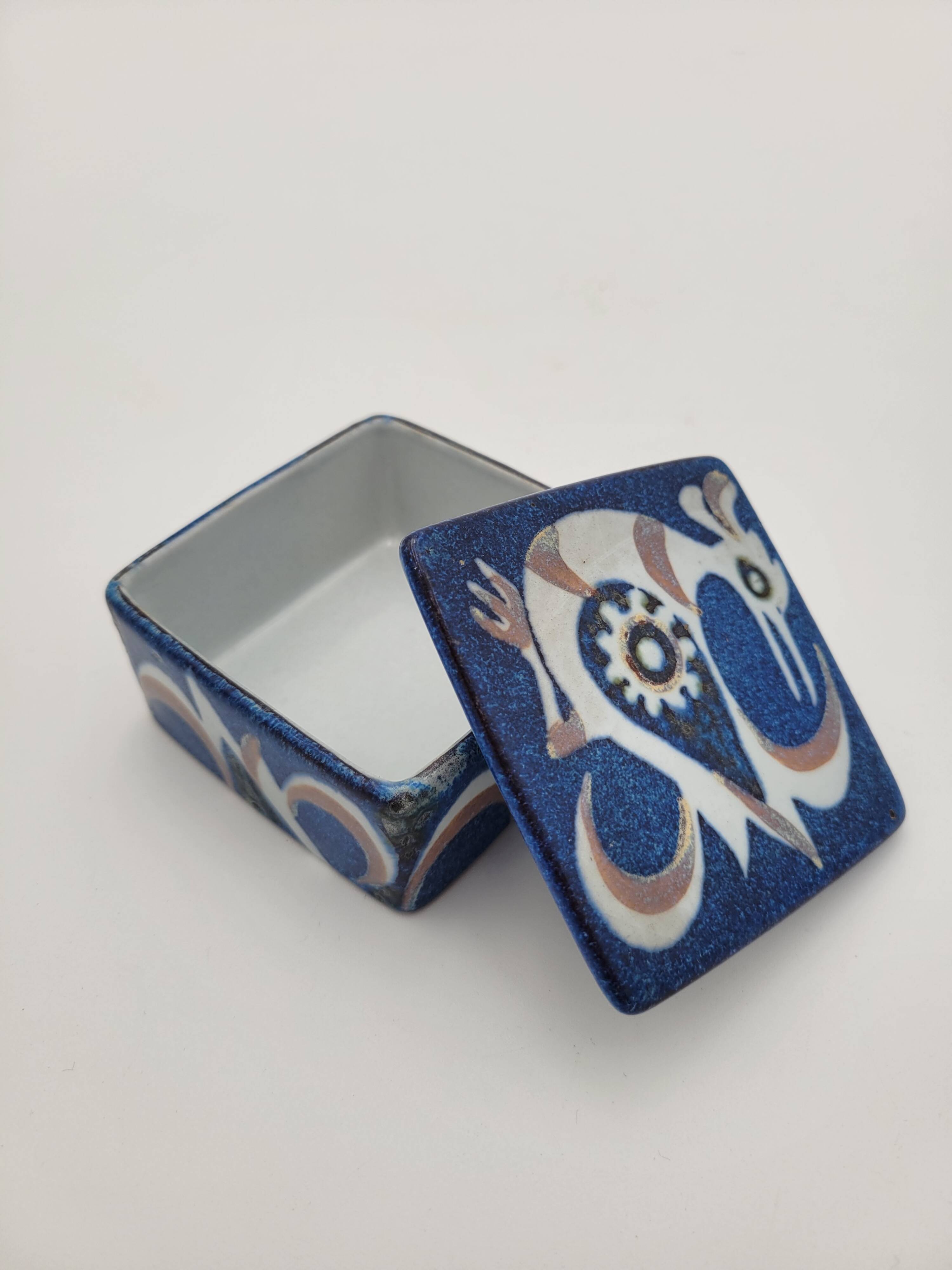 Nils Thorsson porcelain box - Royal Copenhagen