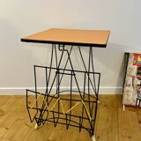 1960s Scoubidou magazine rack