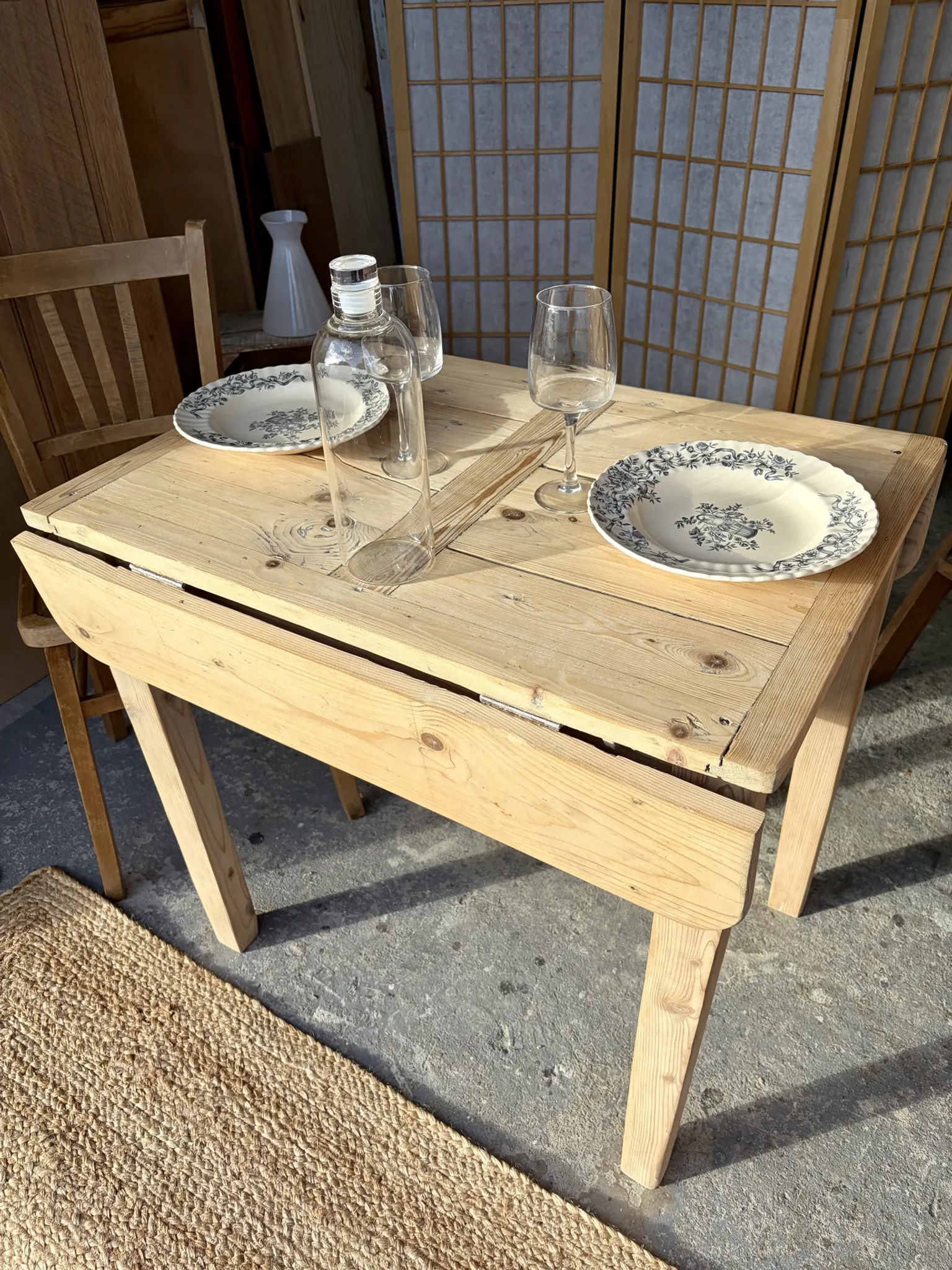 Folding wooden table