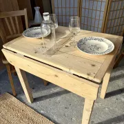 Folding wooden table