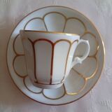 Set of 8 pairs of cups and saucers in Paris porcelain