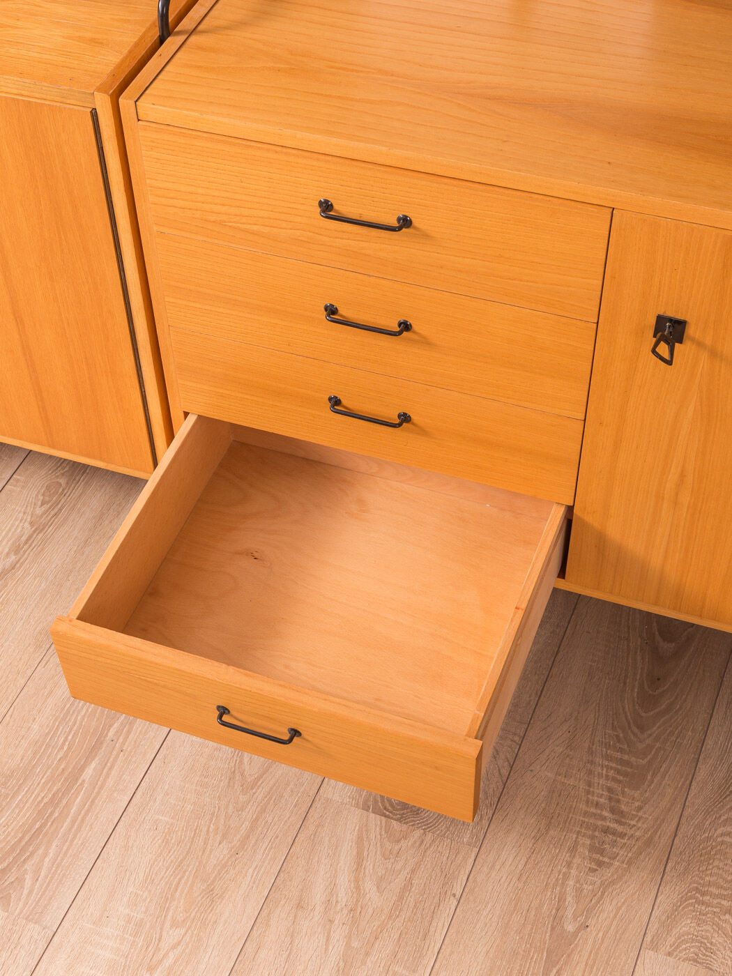 Wall unit Omnia by Hilker from the 1960s