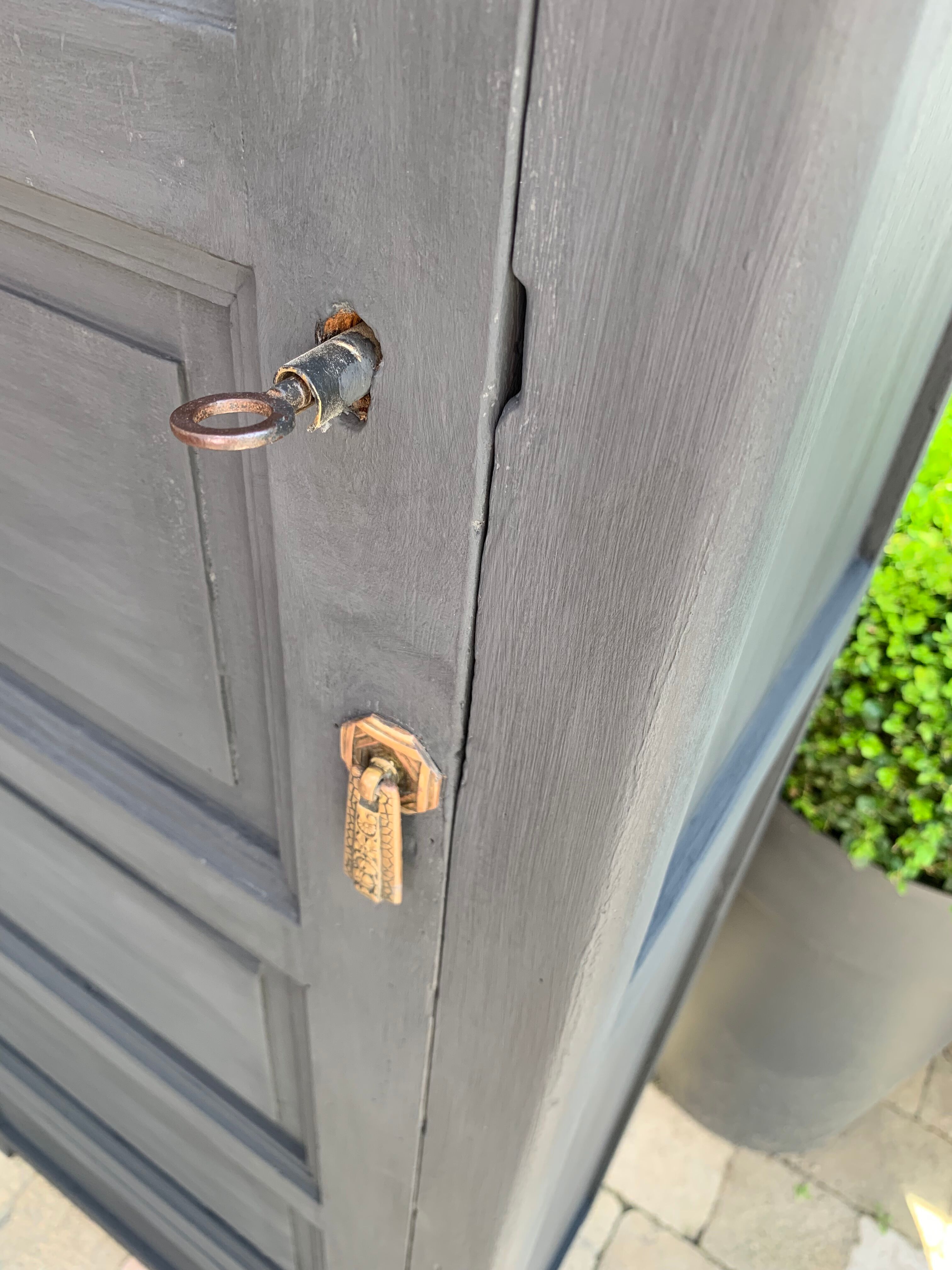 Parisian wardrobe cap 30 's