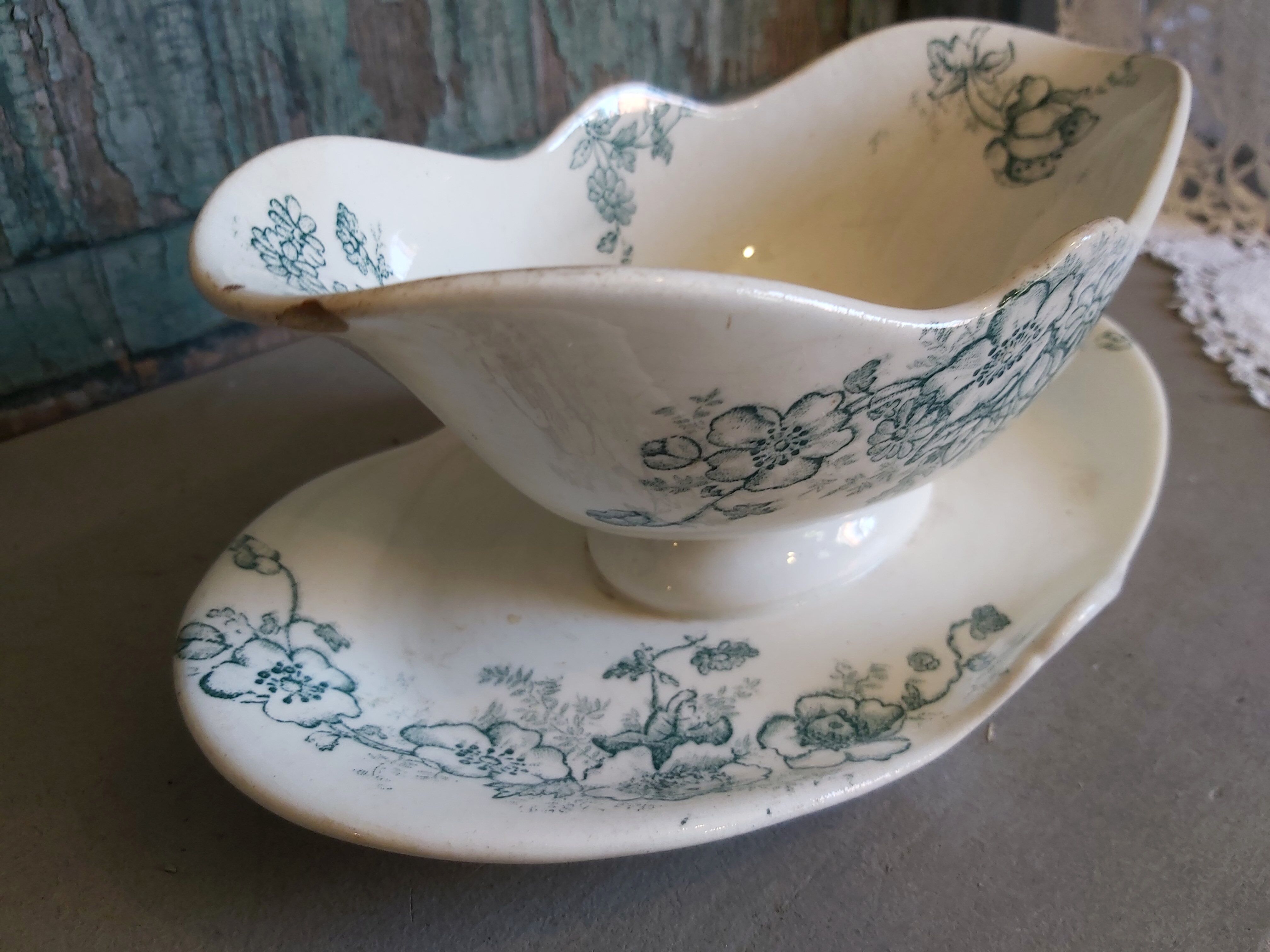 French vintage sauce boat, Anémone, from L. Bertrand, Bordeaux