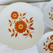 6 dessert plates & 1 pie dish from the 1970s 210194