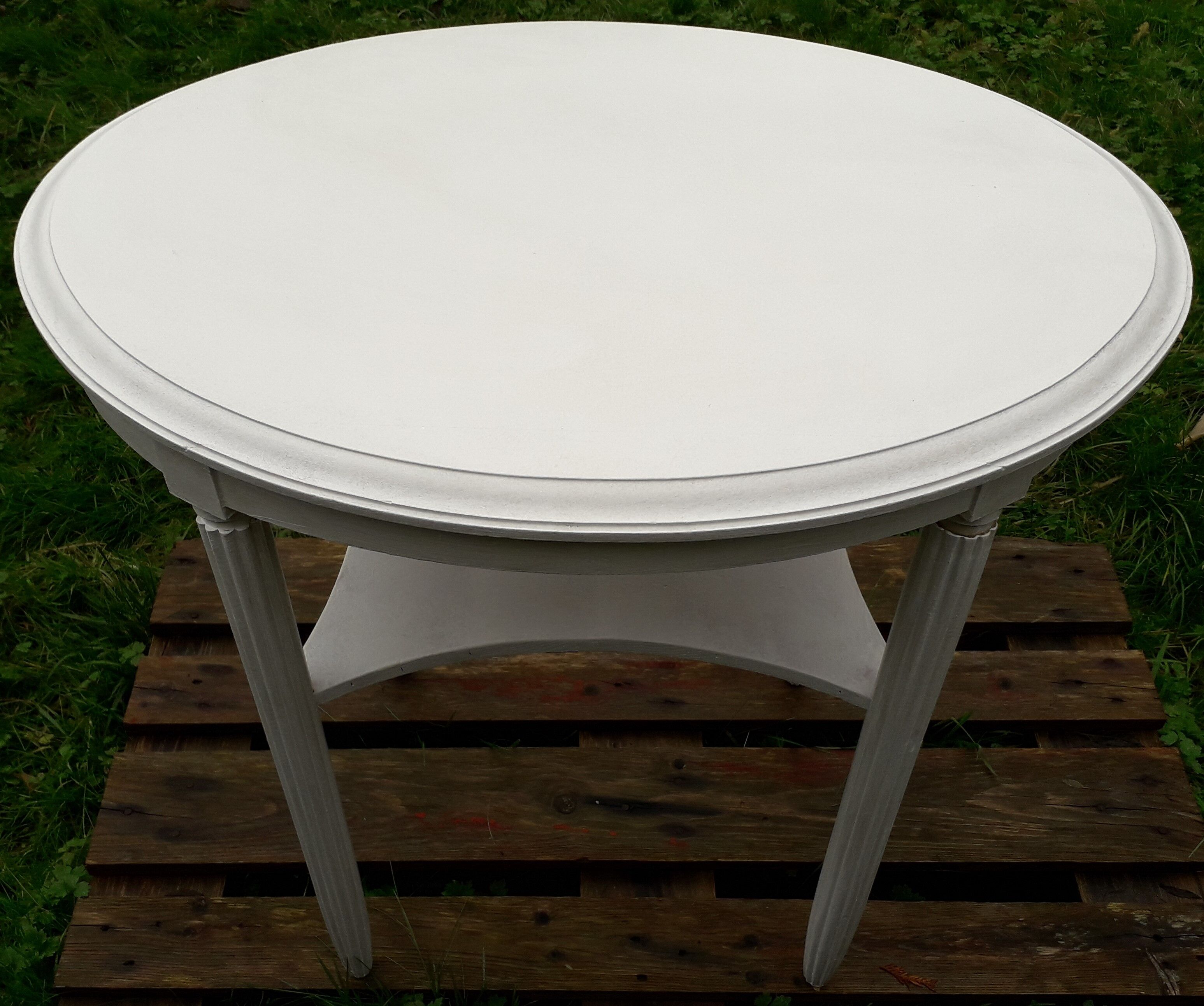 Oval table late 19th century wooden