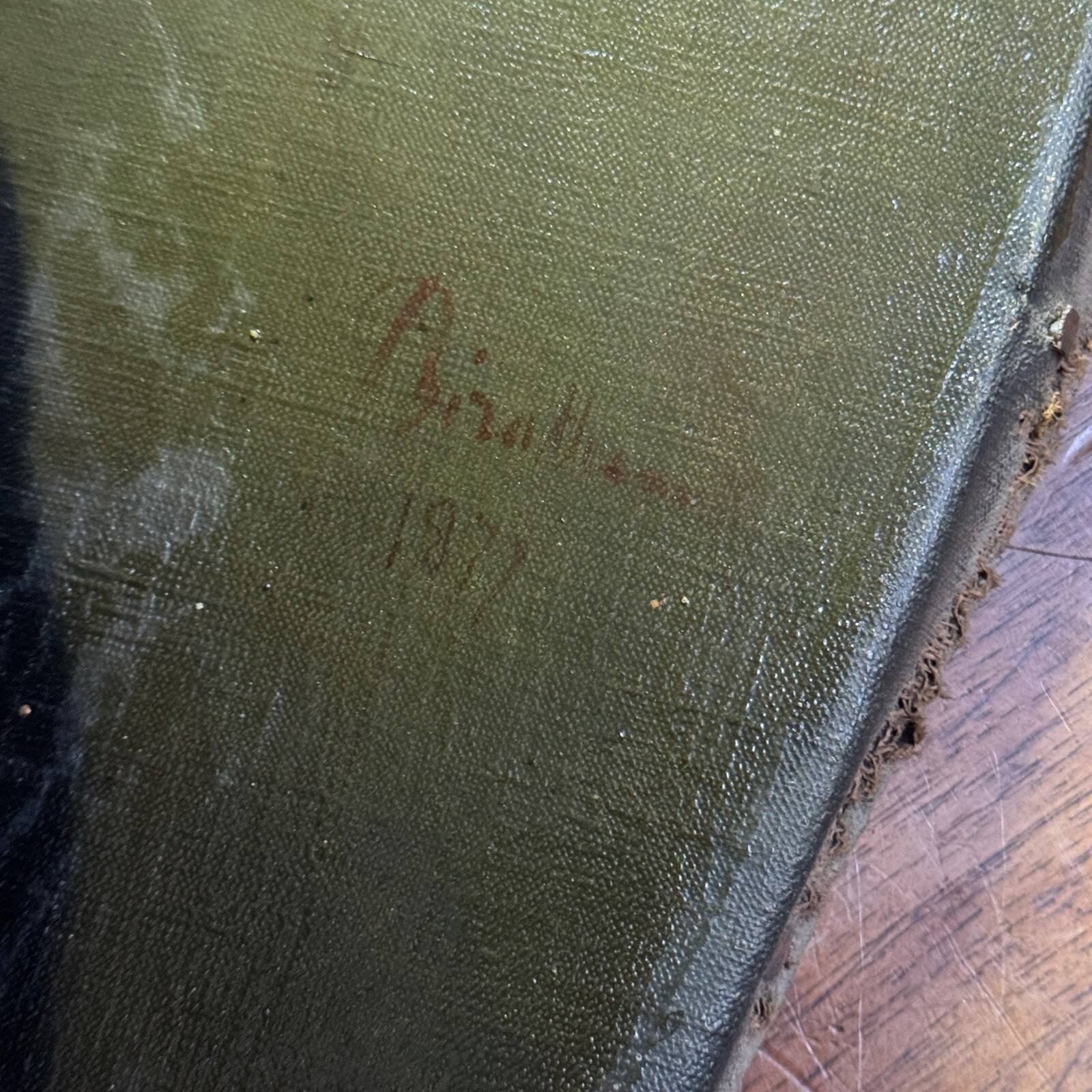 Oil on canvas portrait of a man, late 19th century, oval frame gilded with gold leaf.