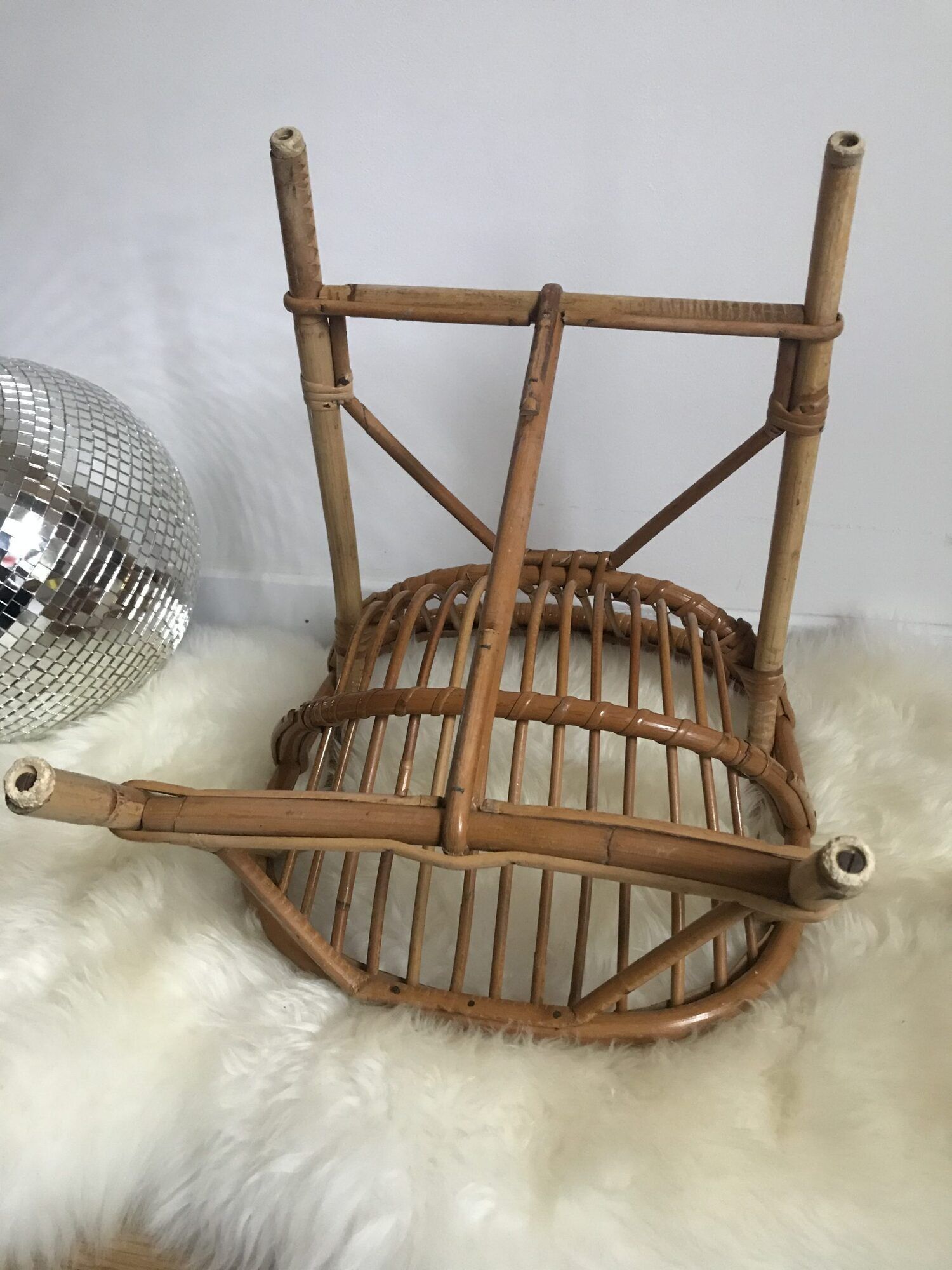Armchair basket in vintage rattan for children