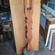 Sculpture ethnique brutaliste / Totem , bois massif sur socle