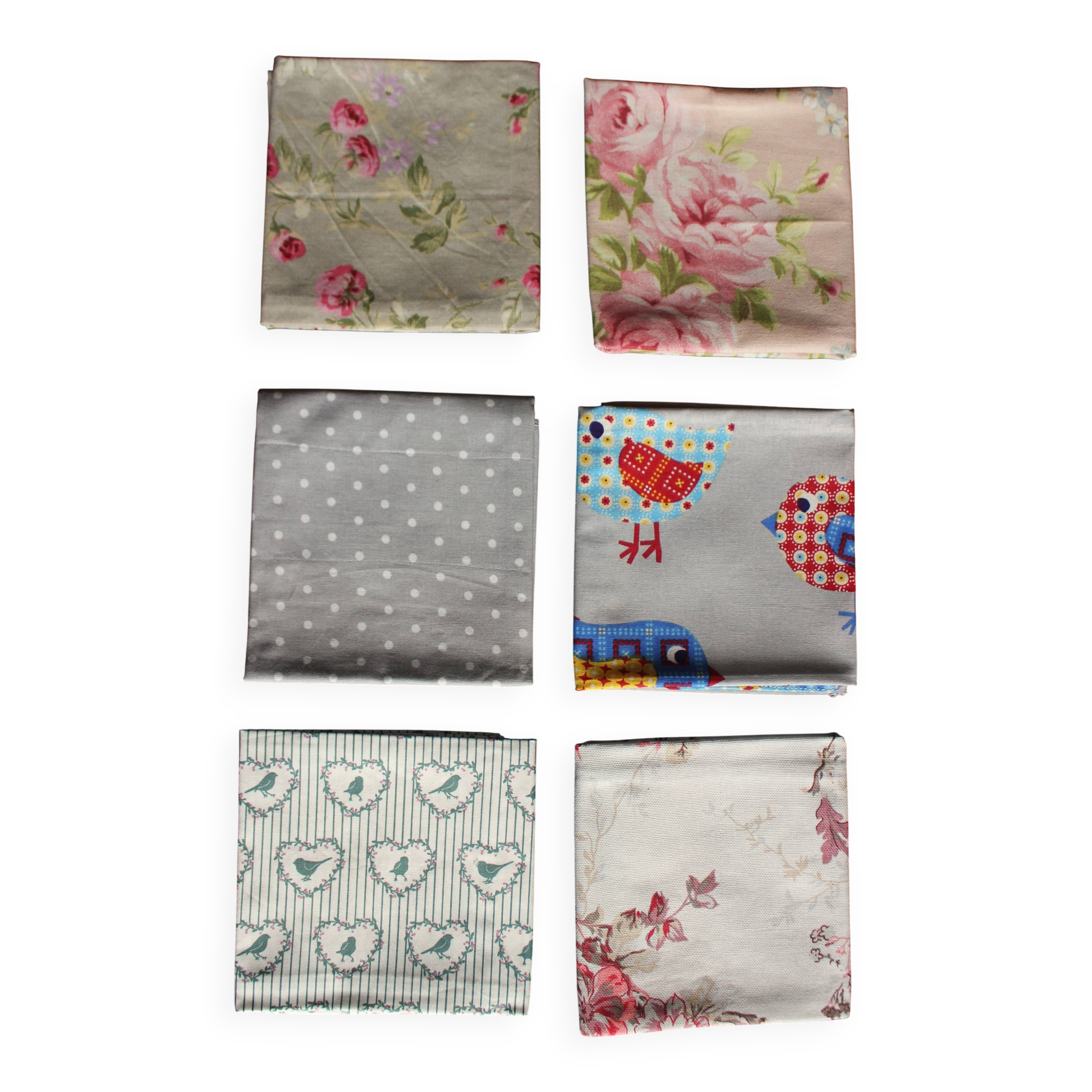 Un lot de 6 serviettes de Table dépareillé Fleurs Oiseaux