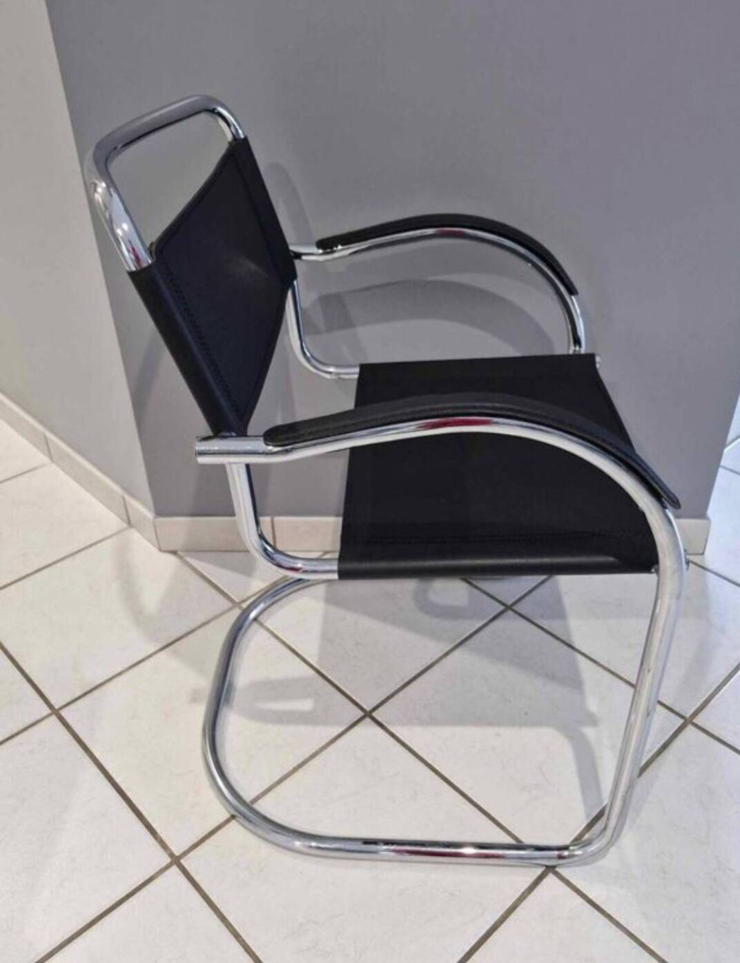 Set of 3 Cantilever armchairs, 1970s