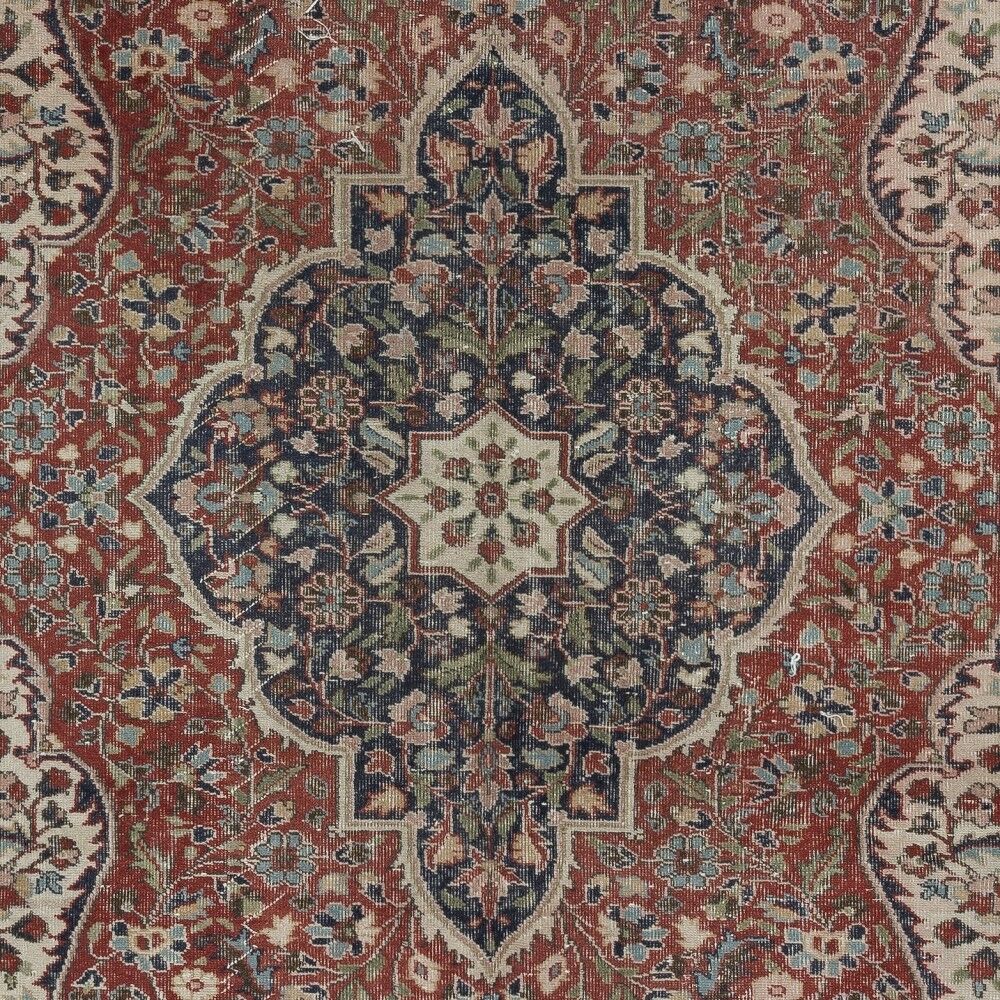 Vintage Handmade Wool Area Rug. One of a kind Turkish Carpet with Medallion Design